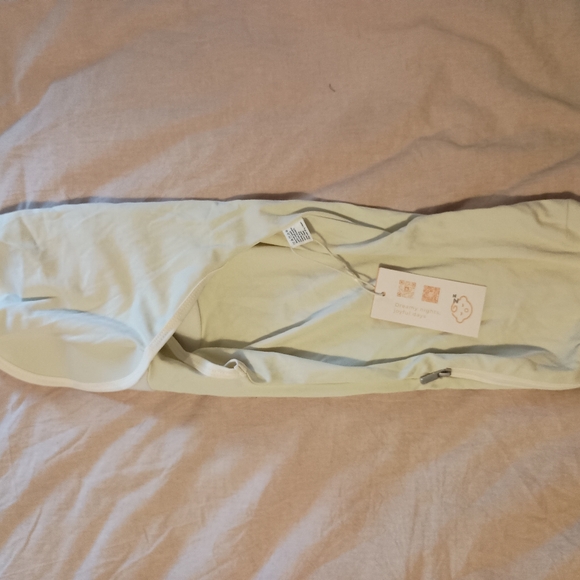 NWT 0-3 month Heat Flow Baby Swaddle sack - Picture 14 of 14